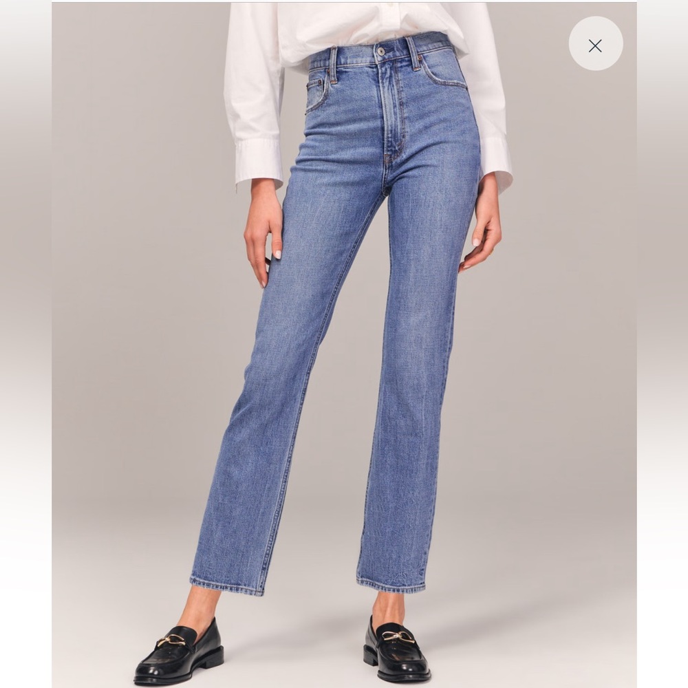 Abercrombie & Fitch Ultra High Rise Ankle Straight jeans size 30 short